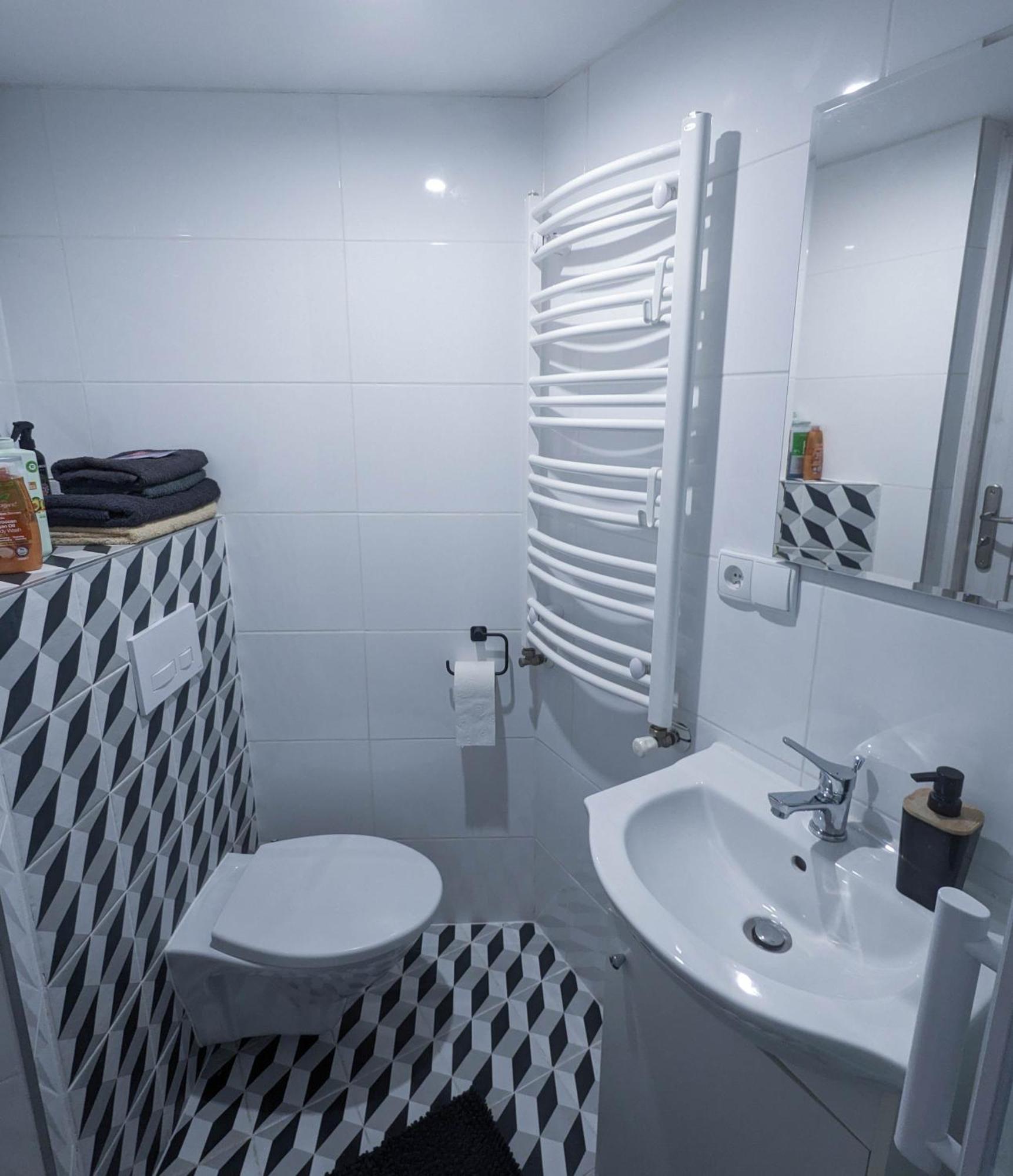 Apartament Przy Synagodze Пшемишъл Екстериор снимка