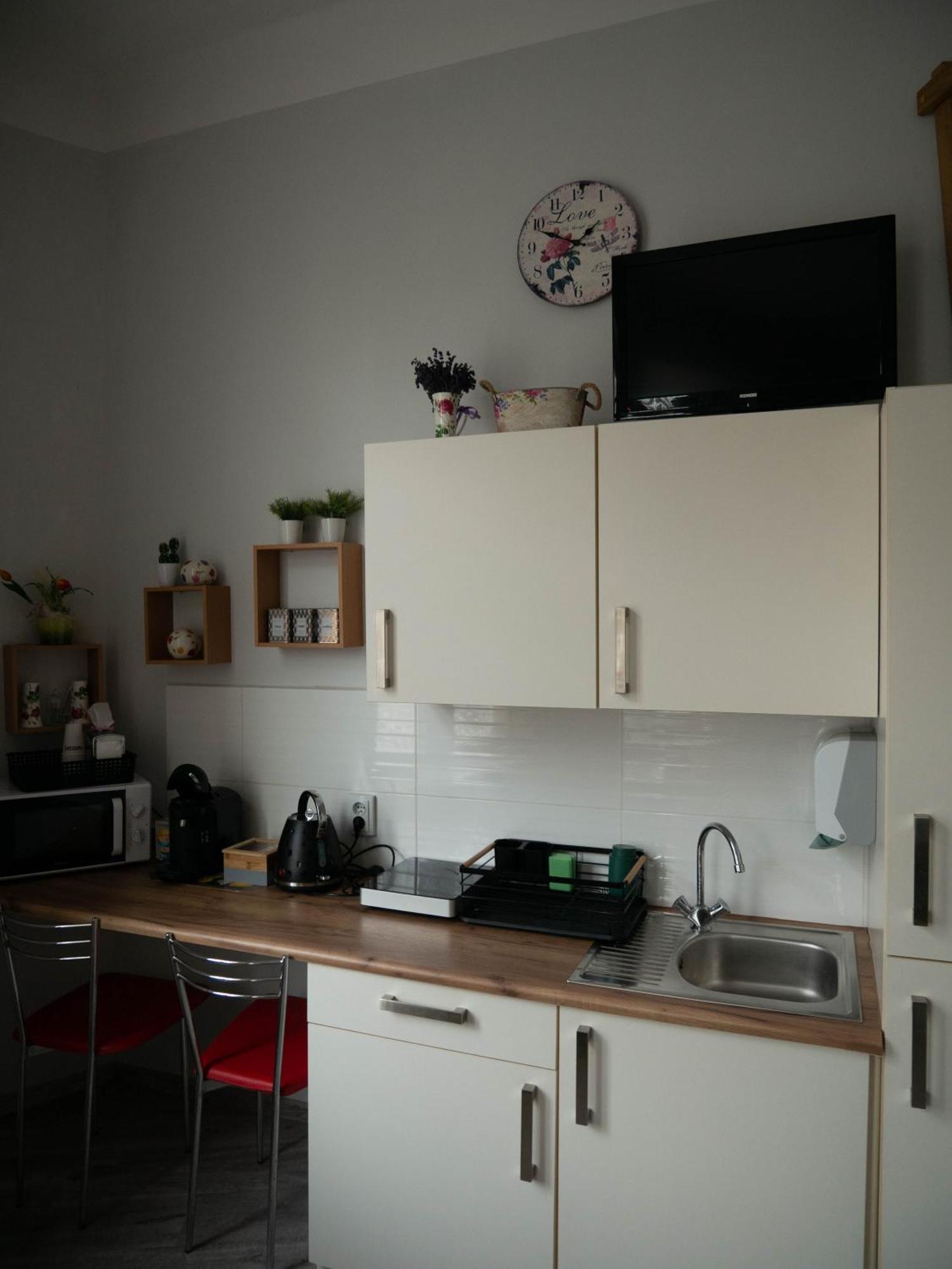 Apartament Przy Synagodze Пшемишъл Екстериор снимка